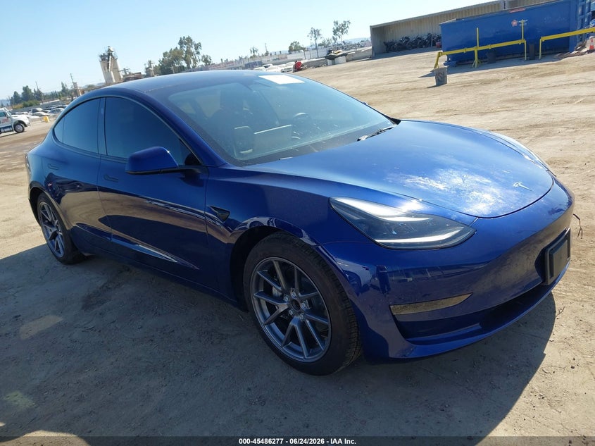 2022 Tesla Model 3 VIN 5YJ3E1EAXNF374145 IAAI salvage auction — SIDE, Salvage (California), sold $8,725 on 2026-07-22 (photo 1)