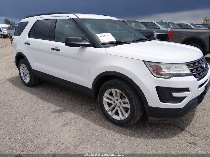 2017 Ford Explorer VIN 1FM5K8B82HGC91908 — IAAI salvage auction photo