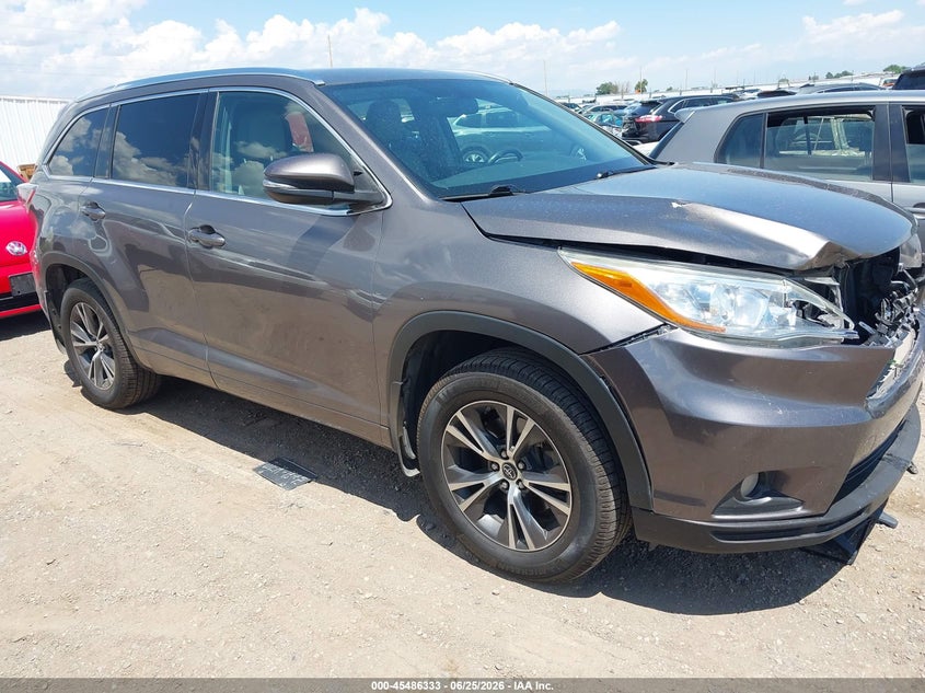 2016 Toyota Highlander VIN 5TDJKRFH7GS352080 IAAI salvage auction — FRONT END, Salvage (Colorado), sold $4,850 on 2026-07-29 (photo 1)