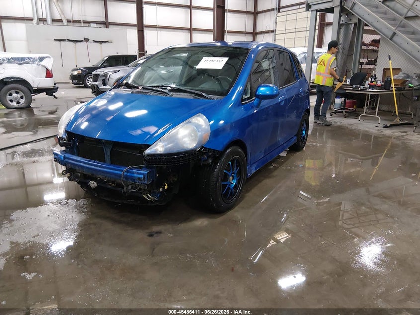 2007 Honda Fit VIN JHMGD376X7S022342 IAAI salvage auction — RIGHT SIDE, Salvage (Idaho), sold $300 on 2026-07-24 (photo 2)