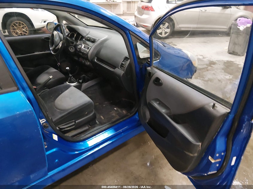 2007 Honda Fit VIN JHMGD376X7S022342 IAAI salvage auction — RIGHT SIDE, Salvage (Idaho), sold $300 on 2026-07-24 (photo 5)