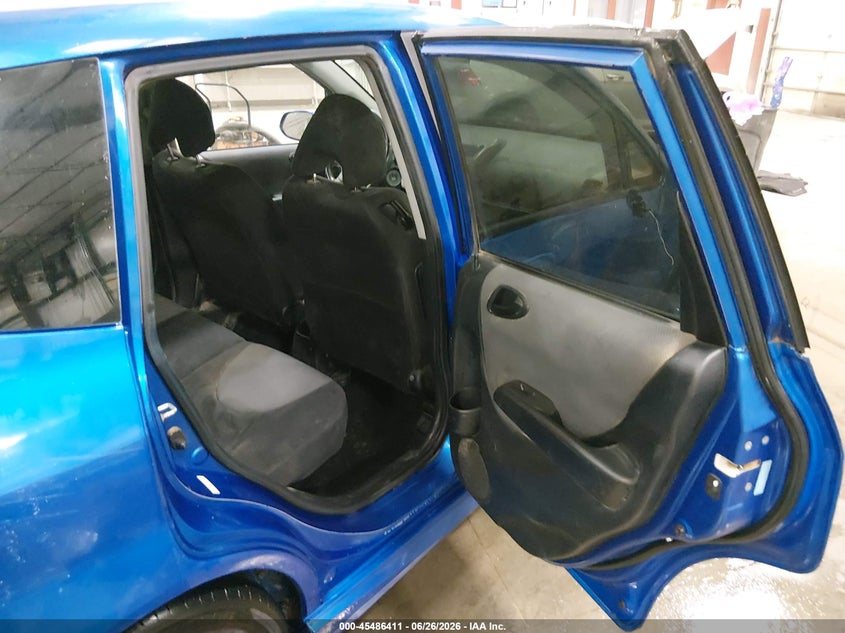 2007 Honda Fit VIN JHMGD376X7S022342 IAAI salvage auction — RIGHT SIDE, Salvage (Idaho), sold $300 on 2026-07-24 (photo 8)
