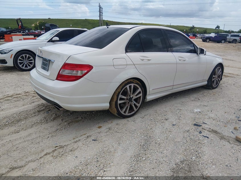 2011 Mercedes-benz C class VIN WDDGF5EB2BF654721 IAAI salvage auction — NORMAL WEAR, Clear (Florida), sold $1,900 on 2026-07-07 (photo 4)