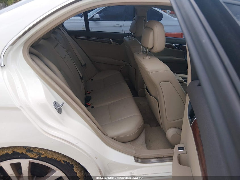 2011 Mercedes-benz C class VIN WDDGF5EB2BF654721 IAAI salvage auction — NORMAL WEAR, Clear (Florida), sold $1,900 on 2026-07-07 (photo 8)