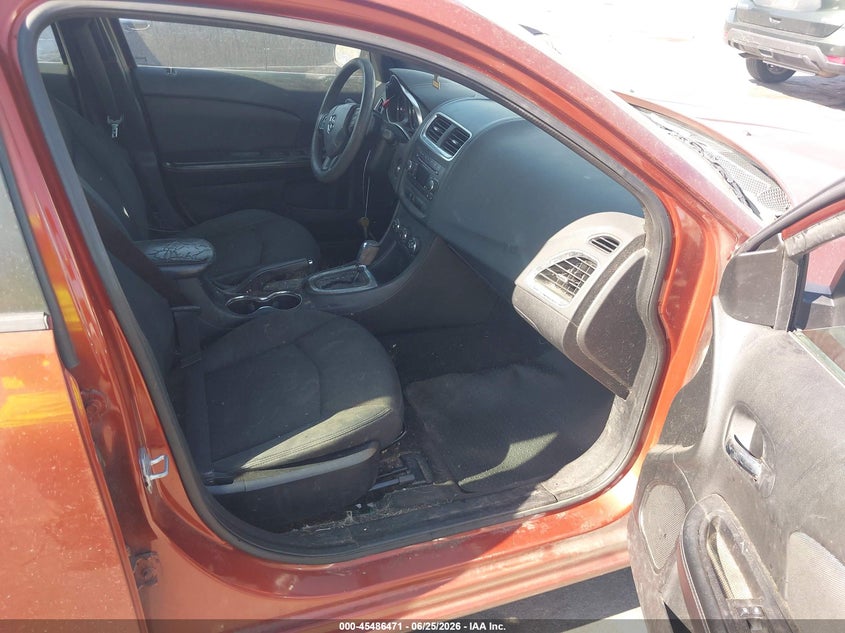 2012 Dodge Avenger VIN 1C3CDZAB4CN182707 IAAI salvage auction — NORMAL WEAR, Clear (Utah), sold $275 on 2026-07-09 (photo 5)
