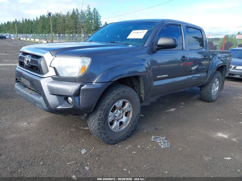 2014 Toyota Tacoma VIN 5TFLU4EN4EX104079 IAAI salvage auction — RIGHT FRONT, Bill Of Sale (Washington), sold $7,200 on 2026-07-08 (photo 2)