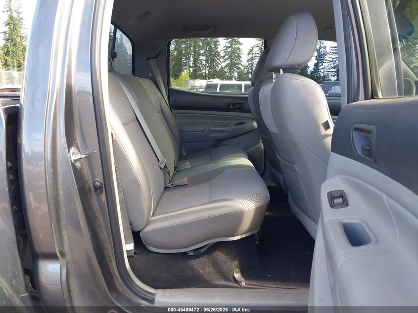 2014 Toyota Tacoma VIN 5TFLU4EN4EX104079 IAAI salvage auction — RIGHT FRONT, Bill Of Sale (Washington), sold $7,200 on 2026-07-08 (photo 8)