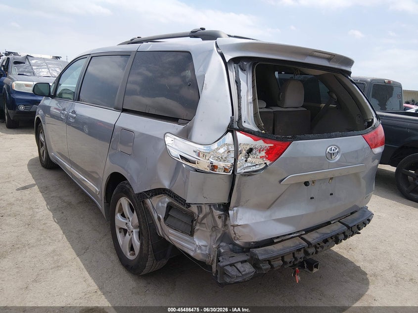 2012 Toyota Sienna VIN 5TDKK3DC4CS259195 IAAI salvage auction — REAR END, Salvage (California), sold $3,000 on 2026-07-29 (photo 3)