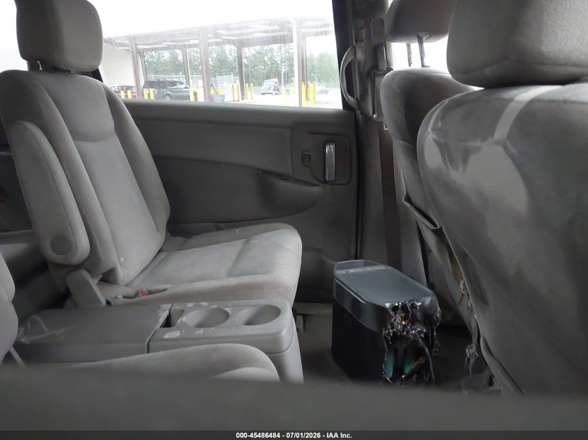 2017 Nissan Quest VIN JN8AE2KP9H9165407 IAAI salvage auction — INTERIOR BURN, Bill Of Sale (Washington), sold $1,150 on 2026-07-15 (photo 6)