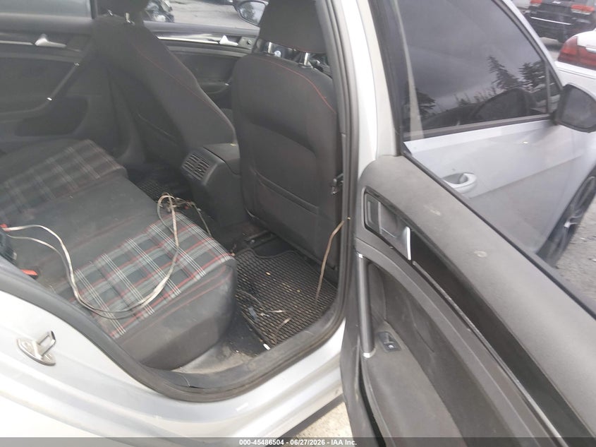 2015 Volkswagen Golf gti VIN 3VW547AU9FM095410 IAAI salvage auction — NORMAL WEAR, Clear (Washington), sold $6,100 on 2026-07-08 (photo 8)