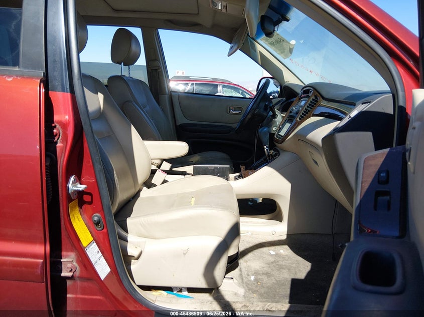 2002 Toyota Highlander VIN JTEHF21A420089042 IAAI salvage auction — NORMAL WEAR, Clear (Nevada), sold $250 on 2026-07-18 (photo 5)