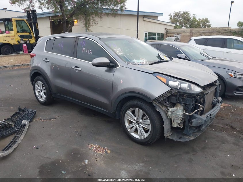 2018 Kia Sportage VIN KNDPM3AC7J7429819 IAAI salvage auction — LEFT FRONT, Salvage Title, sold $1,900 on 2026-07-13 (photo 1)