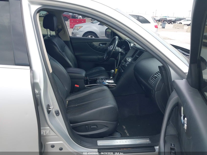 2016 Infiniti Qx70 VIN JN8CS1MU5GM670273 IAAI salvage auction — FRONT END, Salvage Title, sold $2,400 on 2026-08-21 (photo 5)
