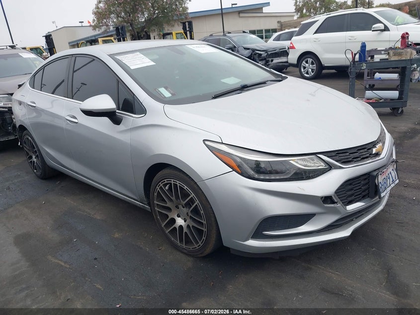 2018 Chevrolet Cruze VIN 1G1BE5SM4J7122871 IAAI salvage auction — REAR END, Salvage Title, sold $1,500 on 2026-07-31 (photo 1)