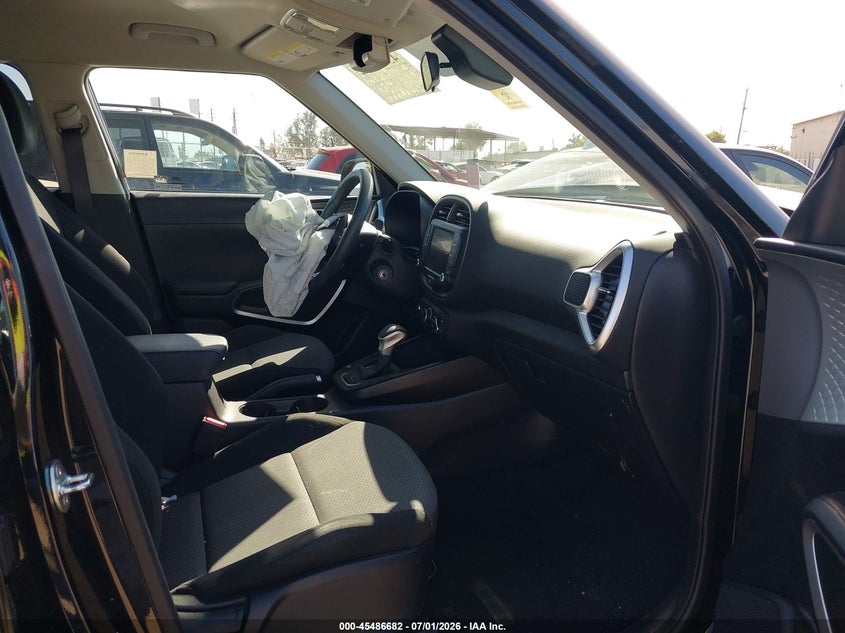 2025 Kia Soul VIN KNDJ23AU7S7250976 IAAI salvage auction — FRONT END, Salvage (California), sold $25 on 2026-07-21 (photo 5)