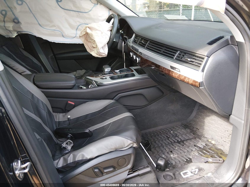 2019 Audi Q7 VIN WA1LHAF70KD027415 IAAI salvage auction — RIGHT FRONT, Salvage (Arizona), sold $3,050 on 2026-07-30 (photo 5)