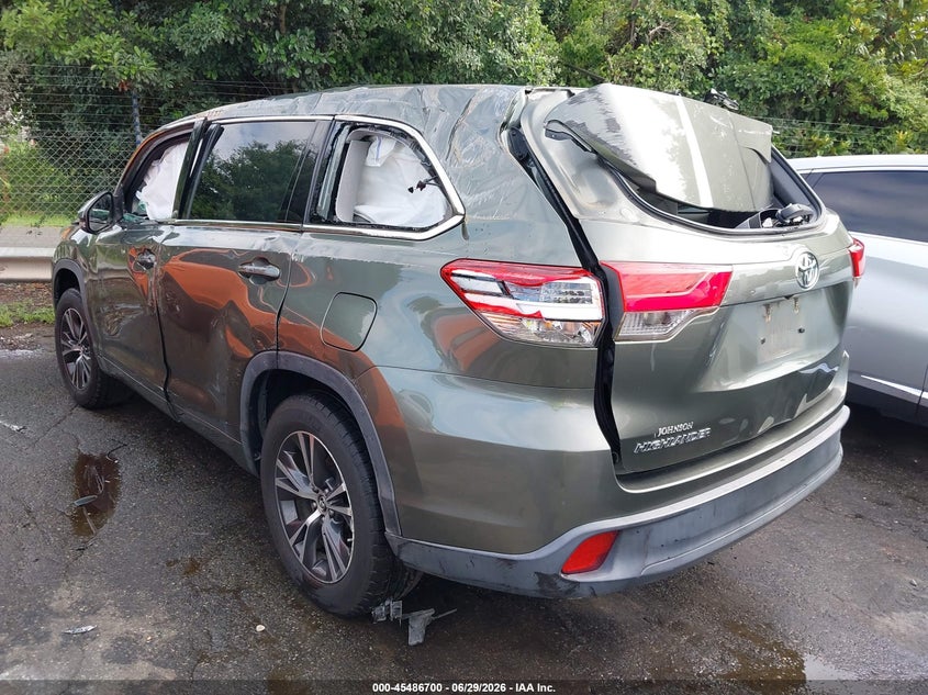 2018 Toyota Highlander VIN 5TDZZRFH8JS274883 IAAI salvage auction — ROLLOVER, Salvage (North Carolina), sold $2,350 on 2026-08-02 (photo 3)