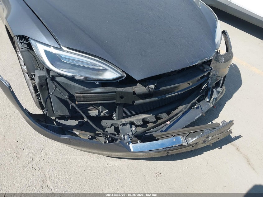 2016 Tesla Model s VIN 5YJSA1E26GF147358 IAAI salvage auction — FRONT END, Salvage (California), sold $5,200 on 2026-07-10 (photo 6)