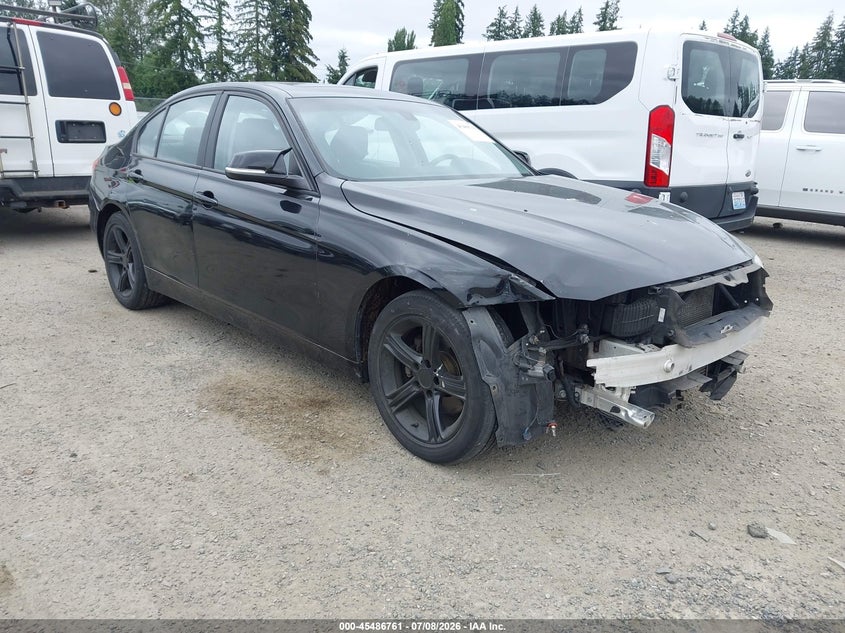 2013 BMW 3er VIN WBA3B5C5XDF598402 IAAI salvage auction — FRONT END, Salvage Title, sold $700 on 2026-07-22 (photo 1)
