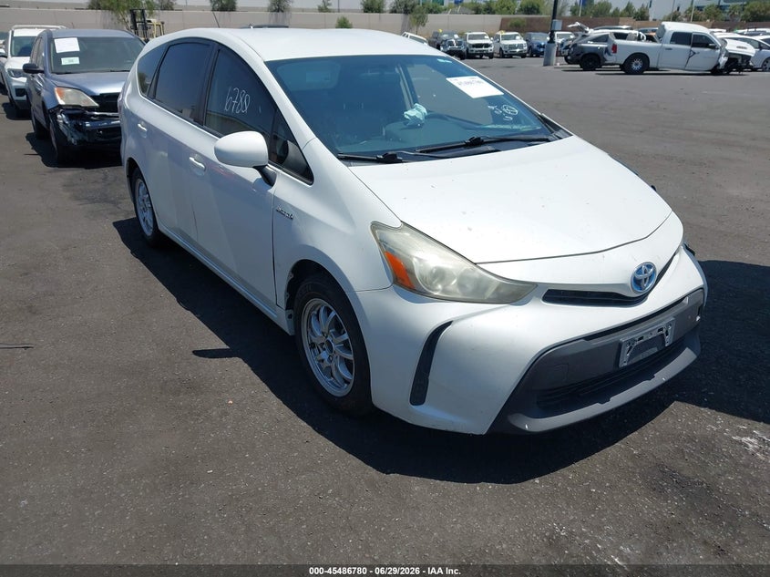 2015 Toyota Prius v VIN JTDZN3EU2FJ019187 IAAI salvage auction — LEFT FRONT, Salvage Title, sold $2,150 on 2026-07-12 (photo 1)