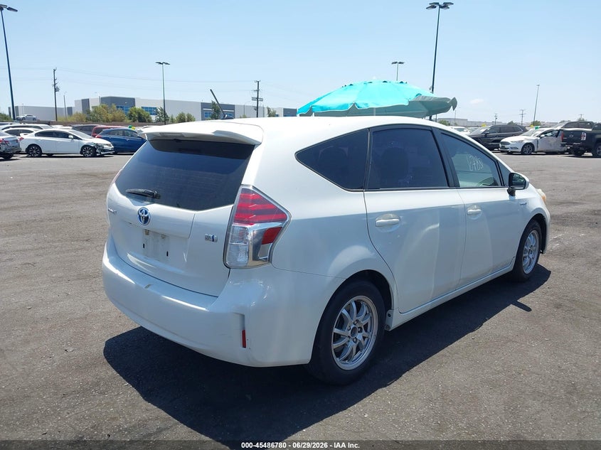 2015 Toyota Prius v VIN JTDZN3EU2FJ019187 IAAI salvage auction — LEFT FRONT, Salvage Title, sold $2,150 on 2026-07-12 (photo 4)