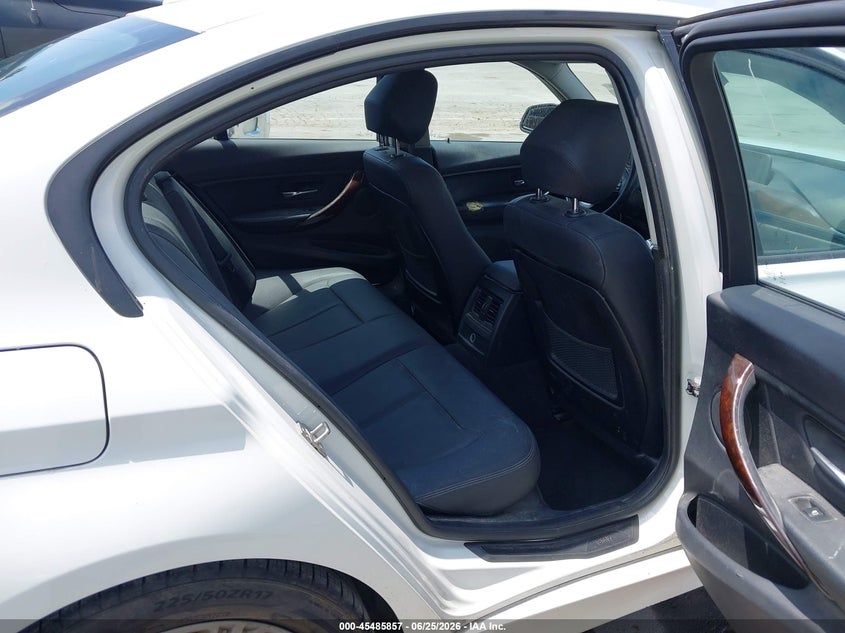 2014 BMW 3er VIN WBA3C1C58EK116329 IAAI salvage auction — FRONT END, Salvage (California), sold $950 on 2026-07-22 (photo 8)