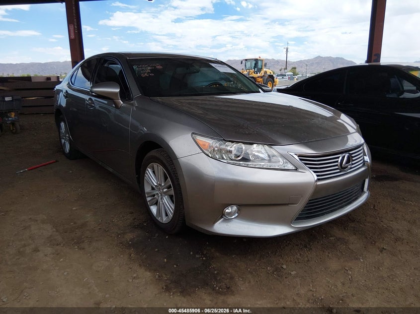 2015 Lexus ES VIN JTHBK1GG9F2186872 IAAI salvage auction — SIDE, Salvage (Arizona), sold $3,050 on 2026-07-28 (photo 1)
