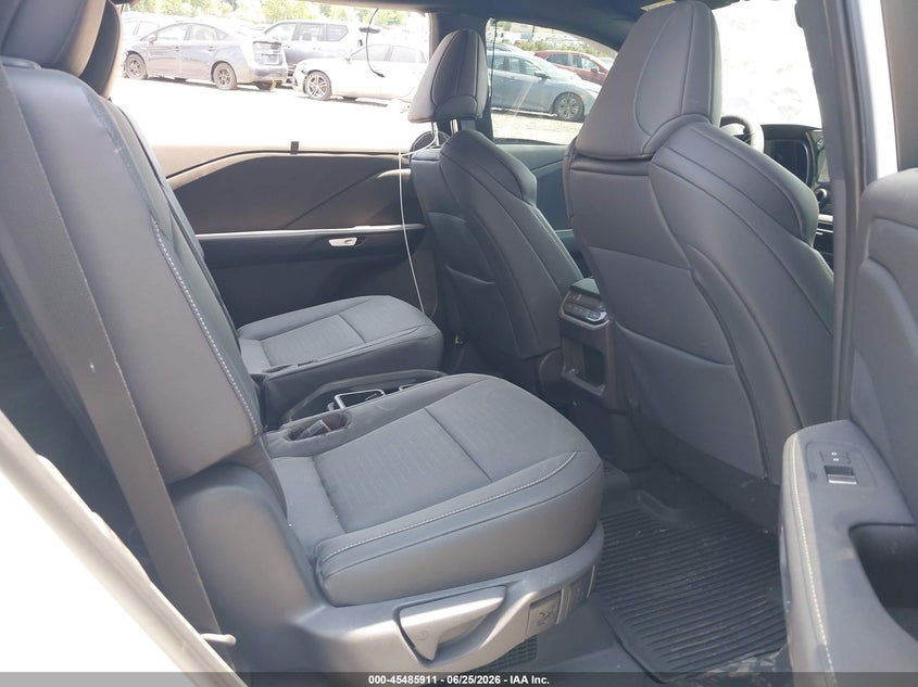 2026 Lexus Tx 500h VIN 5TDABAB66TS016789 IAAI salvage auction — LEFT SIDE, Salvage (Illinois), sold $26,450 on 2026-07-24 (photo 8)