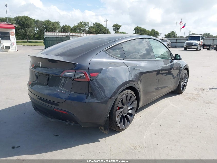 2024 Tesla Model y VIN 7SAYGDEF5RA316740 IAAI salvage auction — SIDE, Original (Texas), sold $14,600 on 2026-08-19 (photo 4)