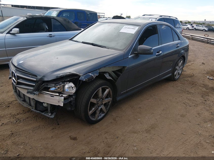 2014 Mercedes-benz C-klasse VIN WDDGF4HB2EA964519 IAAI salvage auction — FRONT END, Salvage (Arizona), sold $750 on 2026-08-18 (photo 2)