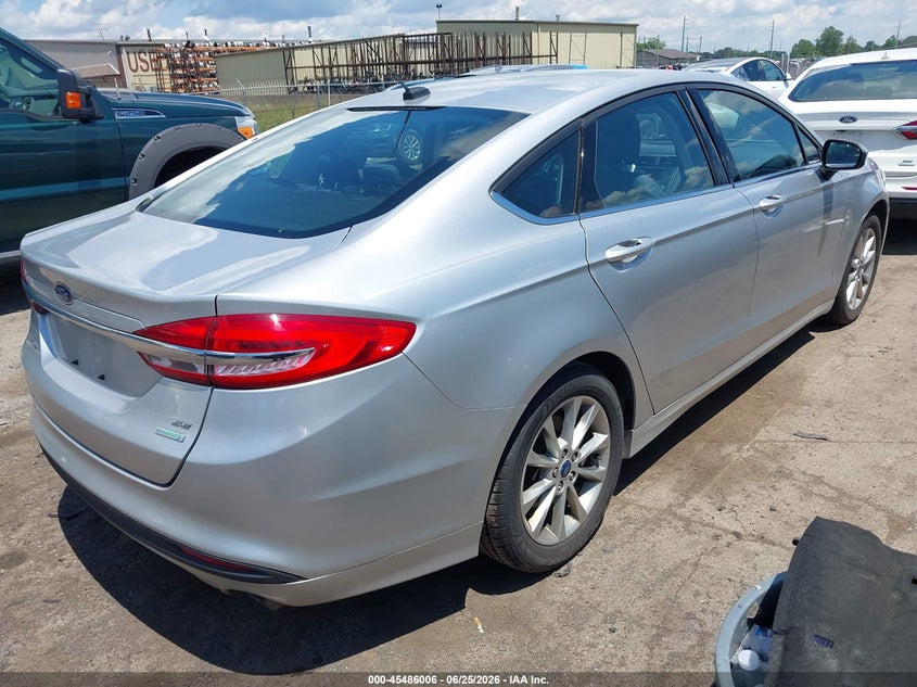 2017 Ford Fusion VIN 3FA6P0HD0HR149118 IAAI salvage auction — NORMAL WEAR, Clear (Michigan), sold $975 on 2026-07-18 (photo 4)