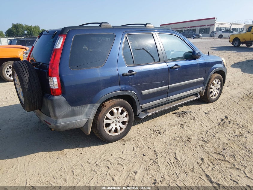 2005 Honda Cr-v VIN SHSRD78835U346771 IAAI salvage auction — NORMAL WEAR, Clear (Georgia), sold $925 on 2026-07-09 (photo 4)