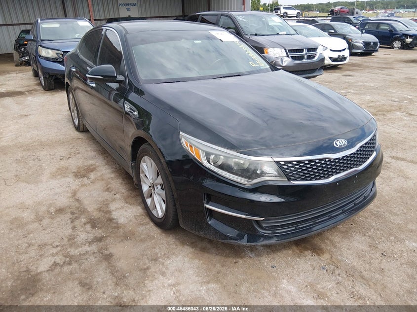 2018 Kia Optima VIN 5XXGU4L39JG186654 IAAI salvage auction — NORMAL WEAR, Clear - Public Restricted (Oklahoma), sold $1,550 on 2026-07-29 (photo 1)