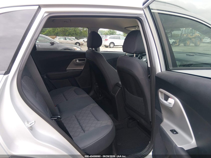 2019 Kia Niro VIN KNDCB3LC6K5302753 IAAI salvage auction — LEFT FRONT, Salvage (Illinois), sold $6,300 on 2026-07-24 (photo 8)