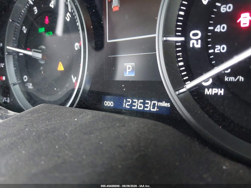 2016 Toyota Land cruiser VIN JTMCY7AJ0G4040104 IAAI salvage auction — ROLLOVER, Salvage Title, sold $15,900 on 2026-08-21 (photo 6)