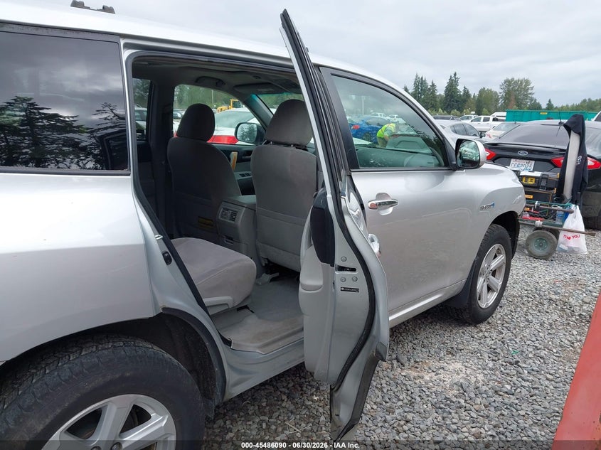 2008 Toyota Highlander hybrid VIN JTEEW41A282004775 IAAI salvage auction — FRONT END, Bill Of Sale (Washington), sold $1,650 on 2026-07-16 (photo 8)