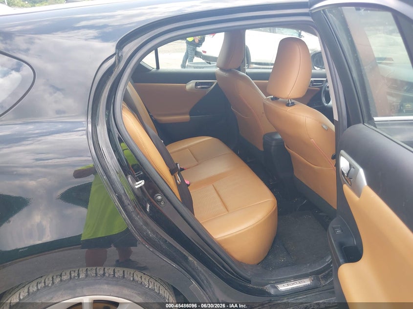 2011 Lexus Ct 200h VIN JTHKD5BH6B2017257 IAAI salvage auction — NORMAL WEAR, Clear (Pennsylvania), sold $6,150 on 2026-07-08 (photo 8)