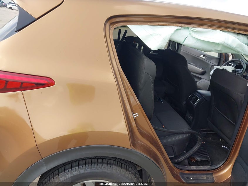 2017 Kia Sportage VIN KNDPM3ACXH7087874 IAAI salvage auction — FRONT END, Salvage (Texas), sold $1,000 on 2026-07-17 (photo 8)