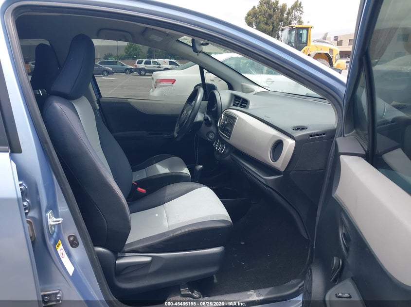 2014 Toyota Yaris VIN JTDKTUD34ED591204 IAAI salvage auction — NORMAL WEAR, App For Dup Salv Title - Dealer (California), sold $1,100 on 2026-07-29 (photo 5)