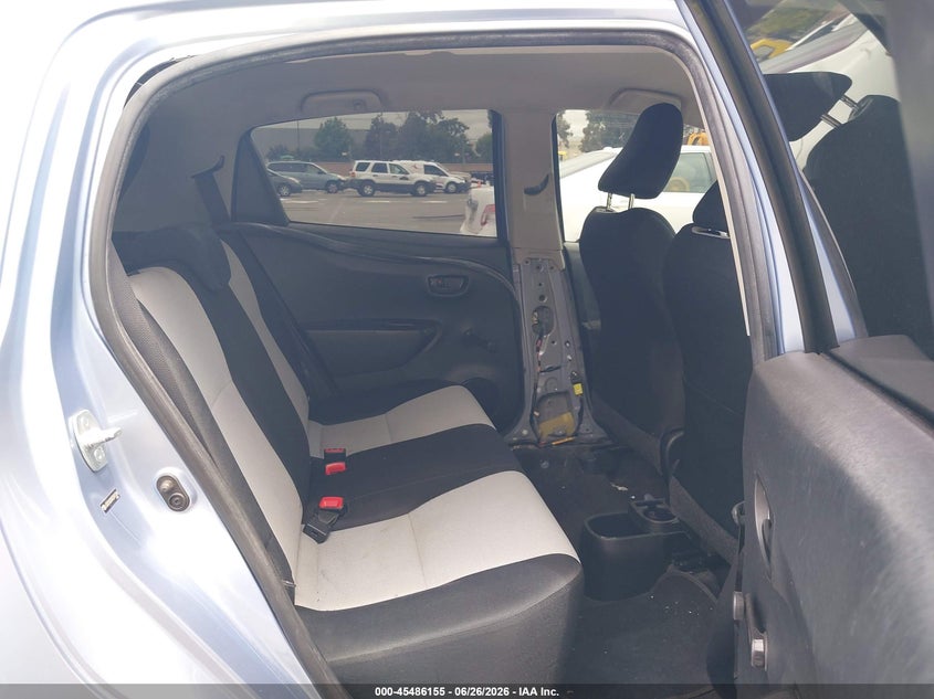 2014 Toyota Yaris VIN JTDKTUD34ED591204 IAAI salvage auction — NORMAL WEAR, App For Dup Salv Title - Dealer (California), sold $1,100 on 2026-07-29 (photo 8)