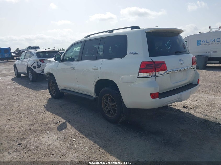 2020 Toyota Land cruiser VIN JTMCY7AJ6L4086577 IAAI salvage auction — FRONT END, Salvage Title, sold $23,050 on 2026-08-26 (photo 3)