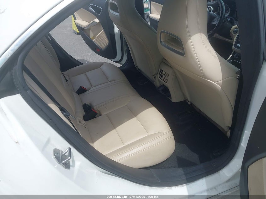 2019 Mercedes-benz Cla-class VIN WDDSJ4EB4KN774092 IAAI salvage auction — NORMAL WEAR, Clear (Florida), sold $3,325 on 2026-08-10 (photo 8)