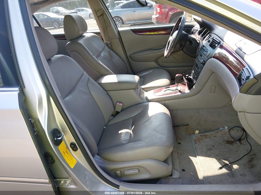 2002 Lexus Es 300 VIN JTHBF30G520051579 IAAI salvage auction — NORMAL WEAR, Clear (Maryland), sold $1,625 on 2026-07-08 (photo 5)