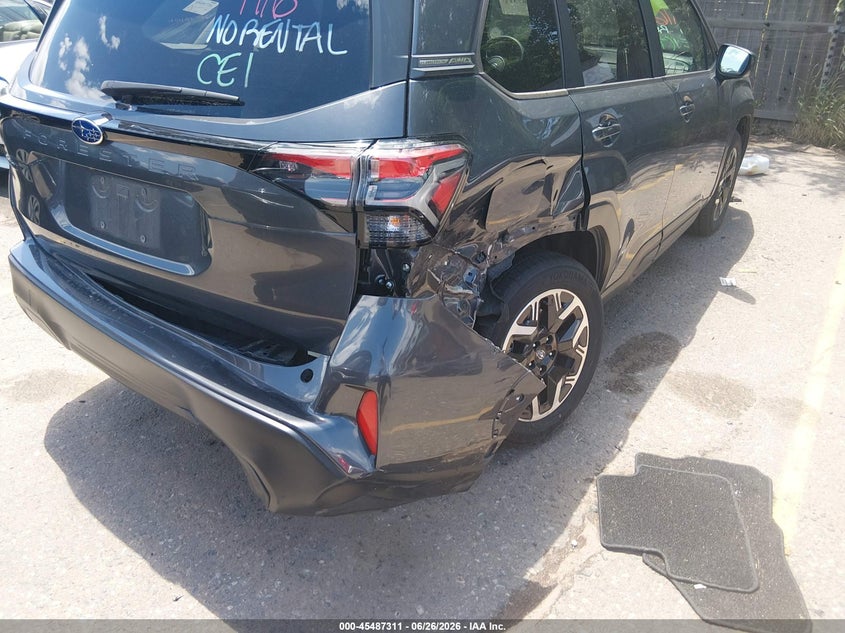 2025 Subaru Forester VIN JF2SLDDCXSH561789 IAAI salvage auction — FRONT & REAR, Clear (Colorado), sold $15,600 on 2026-07-07 (photo 6)