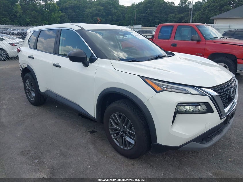 2023 Nissan Rogue sport VIN 5N1BT3AB8PC870780 IAAI salvage auction — NORMAL WEAR, Clear (Georgia), sold $7,600 on 2026-07-15 (photo 1)
