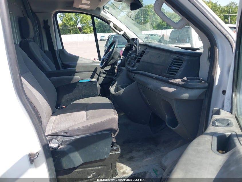 2020 Ford Transit 150 VIN 1FTYE1Y85LKA52818 IAAI salvage auction — LEFT SIDE, Clear (Tennessee), sold $10,100 on 2026-07-07 (photo 1)