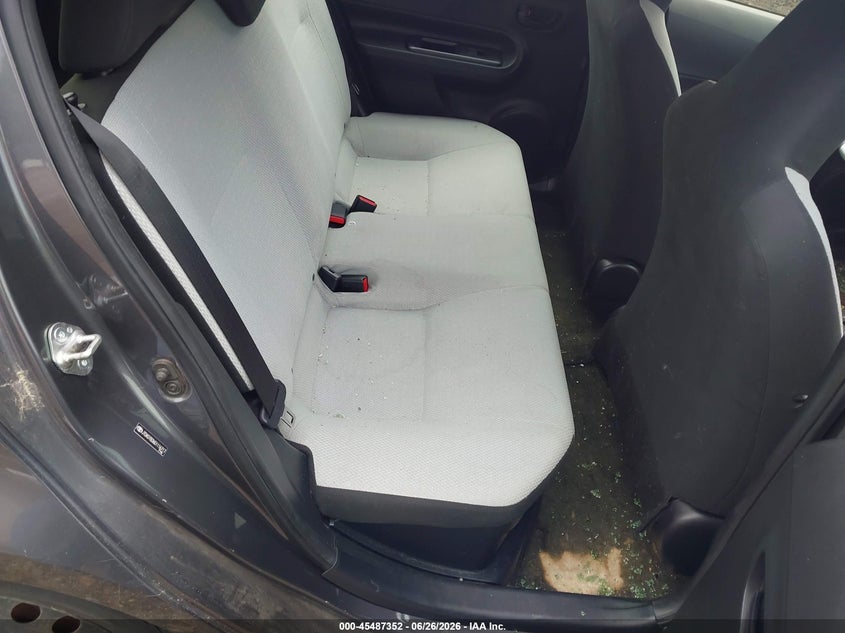 2016 Toyota Prius c VIN JTDKDTB36G1116717 IAAI salvage auction — RIGHT SIDE, Salvage Title, sold $2,050 on 2026-07-24 (photo 8)