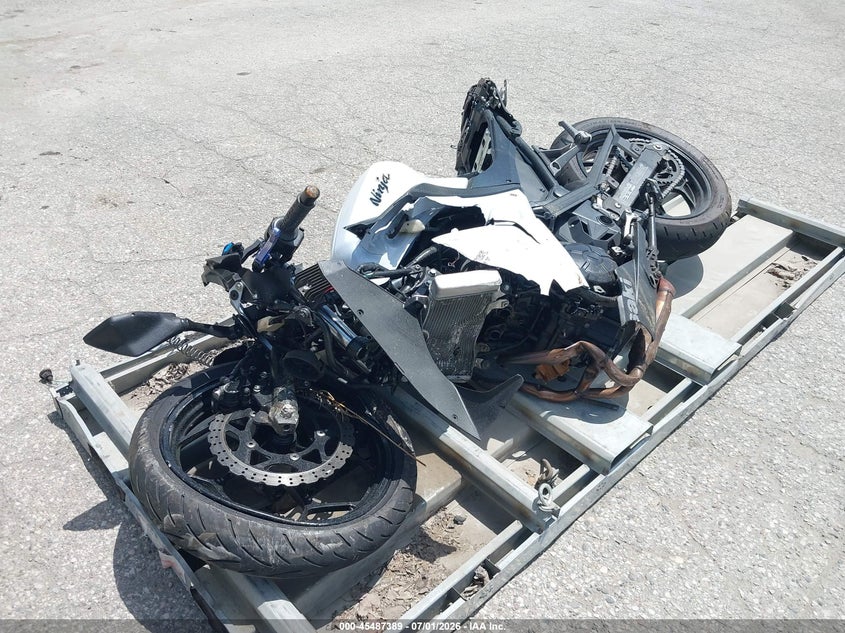 2013 Kawasaki VIN JKAEX8A18DDA01982 IAAI salvage auction — FRONT END, Clear (Michigan), sold $25 on 2026-07-28 (photo 2)