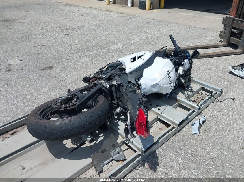 2013 Kawasaki VIN JKAEX8A18DDA01982 IAAI salvage auction — FRONT END, Clear (Michigan), sold $25 on 2026-07-28 (photo 4)