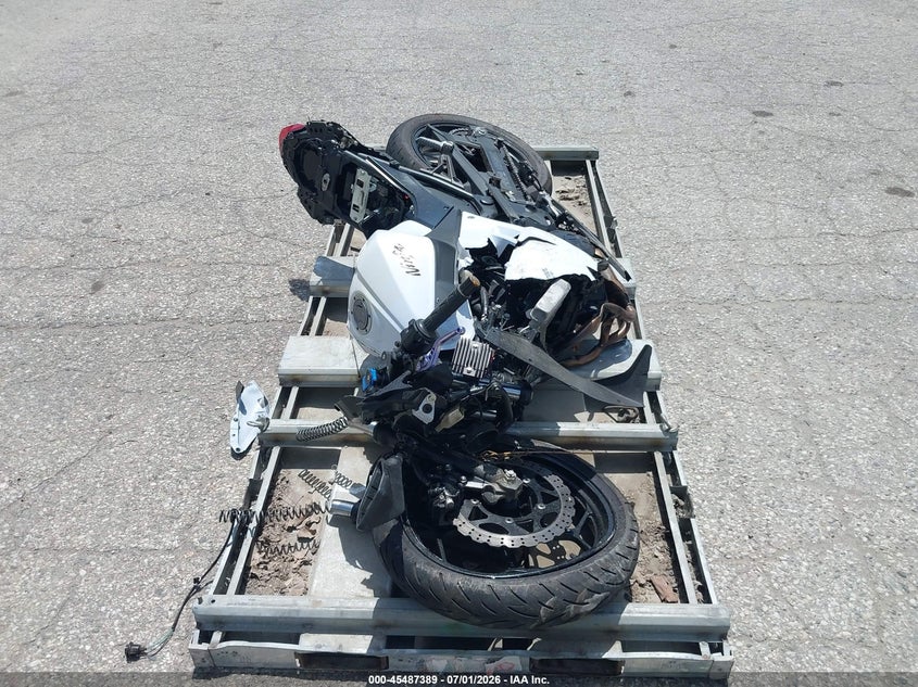 2013 Kawasaki VIN JKAEX8A18DDA01982 IAAI salvage auction — FRONT END, Clear (Michigan), sold $25 on 2026-07-28 (photo 5)